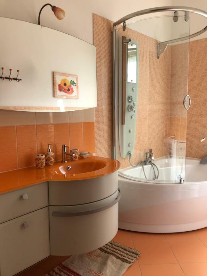 Villa Dei Fiori - Casa Vacanza Capoterra Luaran gambar